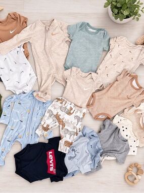 NWOT Nike Baby Bundle 0-3M